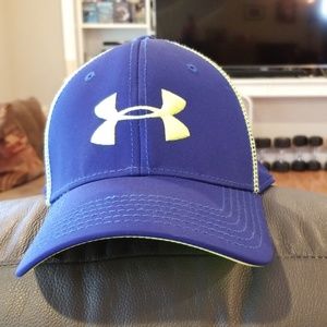 Under Armour men's blue baseball cap NWOT